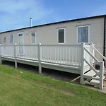 Coastfields Vacation II 8 Berth, With Blow Heaters Free Wifi