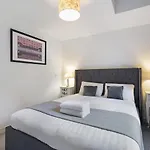 Host & Stay - Henry'S Hideaway