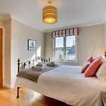 Yardarm Cottage