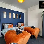 Vintage Vibes By Artisan Stays In Southend-On-Sea I Weekly Or Monthly Stay Offer I Pvt Parking I Sleeps 5