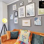 Vintage Vibes By Artisan Stays In Southend-On-Sea I Weekly Or Monthly Stay Offer I Pvt Parking I Sleeps 5