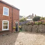 8 Melinda Cottage