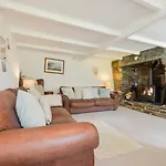 Ayr Cottage