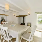 Ayr Cottage