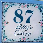 Lilly'S Cottage, Filey, Sleeps 8