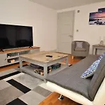 St James Apartment