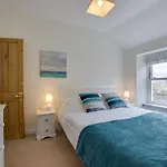 1 Peverell Cottages