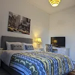 Bright Room Close To City Centre