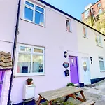 Candyfloss Cottage