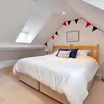 Bowline Cottage