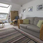 38 Pier View