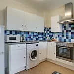 Seacroft 6 Carthew Court
