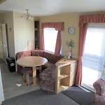 6 Berth Heated On The Chase
