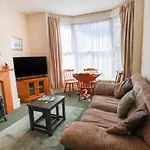 Sunnyside Holiday Apartment 2