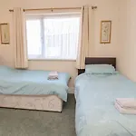 Sunnyside Holiday Apartment 1