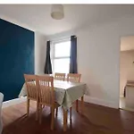 Modern 2 Bedroom Terraced House