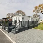 Lodge 7 - Seabreeze Retreat