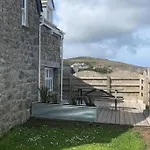 Folly Farm Cottage, Cosy, Secluded Near To St Ives