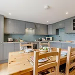 Flat 1 29 Chapel Street