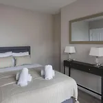 Luxury Studio Apartment In The City Sleeps 2