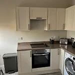 Kim Family Holiday Get-Away 4 Bedrooms 2 Baths