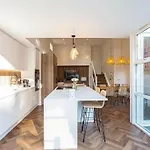 Family Home Close To Bournemouth Town Centre