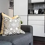Host & Stay - Manhattan House 9