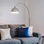 Host & Stay - Waterfront View