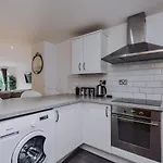 Host & Stay - Duke Street Living
