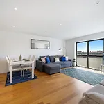 Host & Stay - Waterfront View
