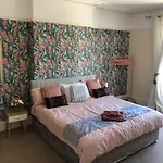 Pierview Place