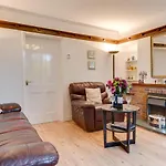 Cosy Cottage