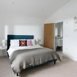 The Hideaway, Modern 3 Bed In Tintagel, Cornwall