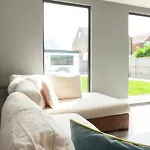 Sunbeam Cottage Sleeps 10