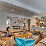 Trevoda House 8 St An Pol