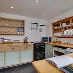 21 Trenwith Place