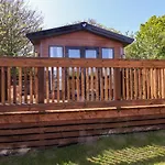 Buttercup Lodge
