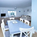 Tankerton Town House, 1 Parking Space, 150M Beach