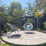 Seaside Home With Private Hottub Near Deal In Kent