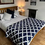 Belfast Duplex Apartment Siren Stays