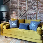 Fabulous Apartment Seconds From Beach By Whitstable-Holidays, Pudding Pan