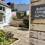 Robin Cottage One Bedroom Cottage Near Perranporth Beach With Parking & Wifi - Robin Cottage