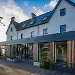 Ocean Cabins No 9 At The Square - Saundersfoot