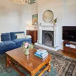 Host & Stay - Hidden Gem