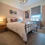 The Merry Gull, Whitby - Stunning, Quirky, Luxury