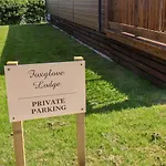Foxglove Lodge