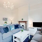 The Old Drapers House