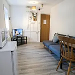 Cozy Central Apartments - With Private Kitchens & Bathrooms