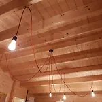 Caban Cwtch - Log Fire, Pool Table, Hot Tub Cinema