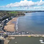 Myrtle - 1 Bedroom Apartment - Saundersfoot